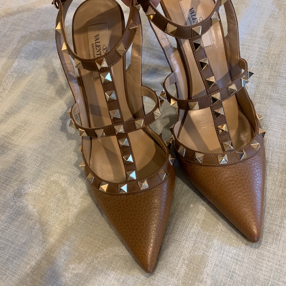 ❌ SOLD ❌      Valentino rockstud pumps - Picture 7 of 8